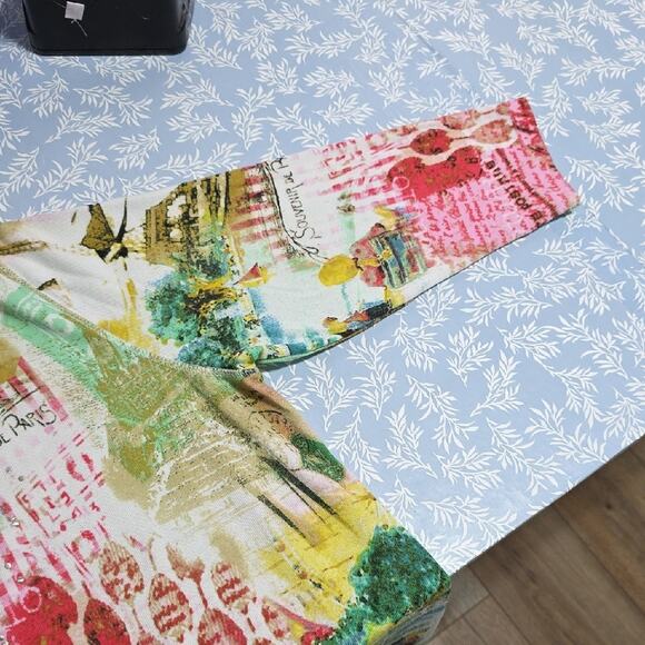 Onque Woman Elements Sz 1X Multicolor Bling Fun Eiffel Tower Graphic Top - Picture 4 of 12